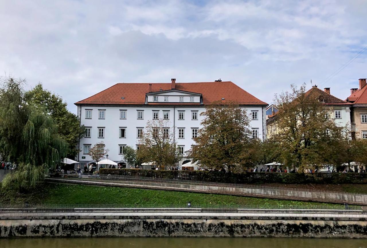 Apartment Breg - Old Town River Любляна Экстерьер фото